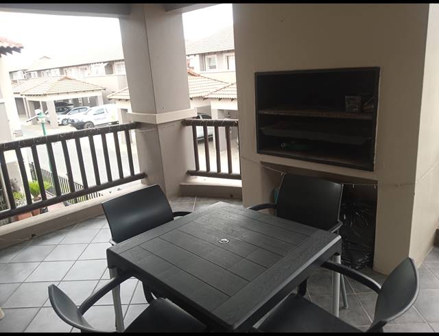 2 BEDROOM APARTMENT FOR SALE IN VAN DYK PARK